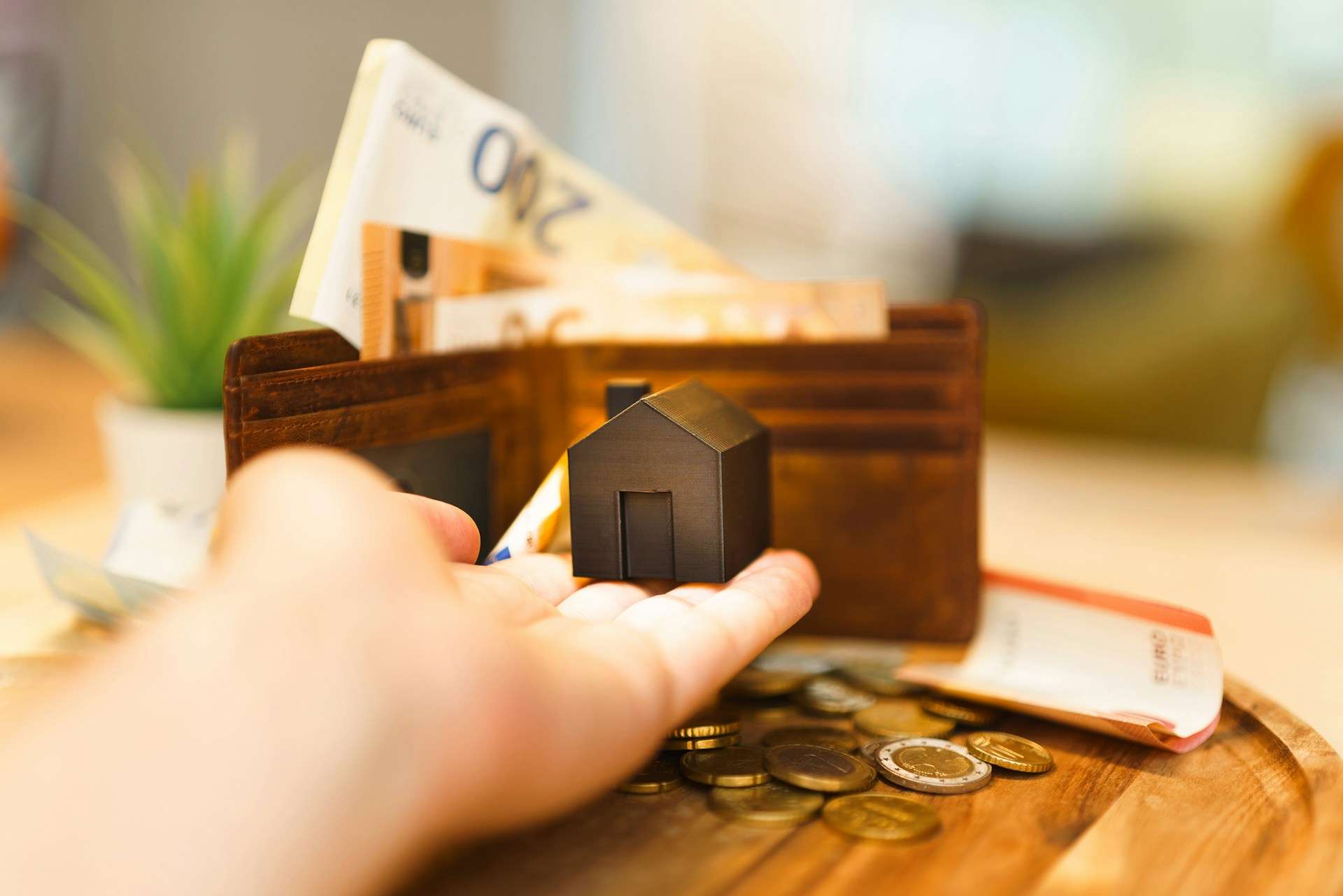 Why Professional Property Management Leads to More 5-Star Reviews - Vivi Property Management