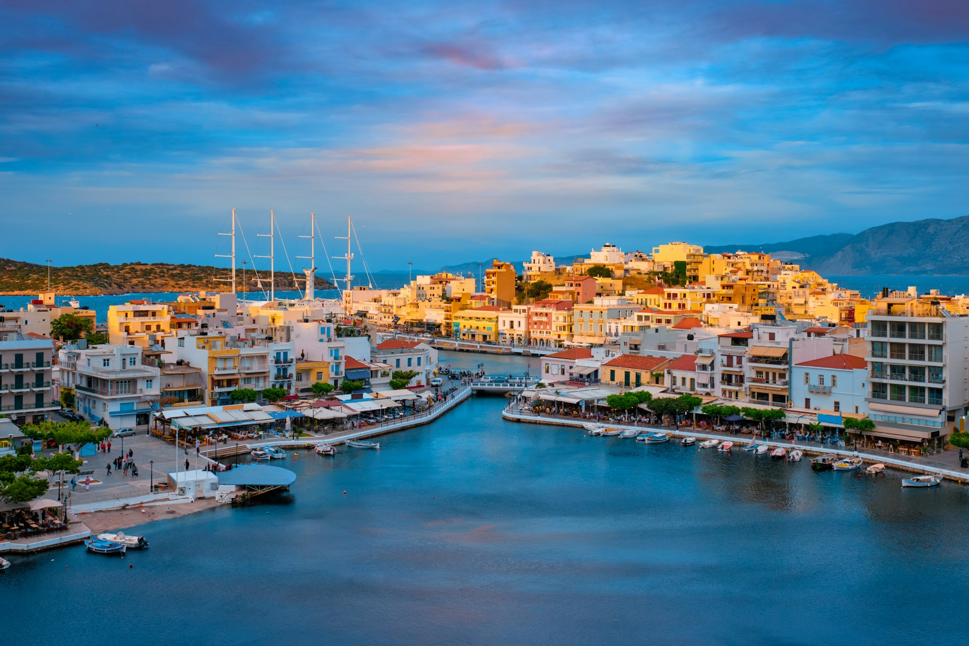 How Property Management Works in Spain Laws, Rentals, and Owner Tips - Vivi Property Management